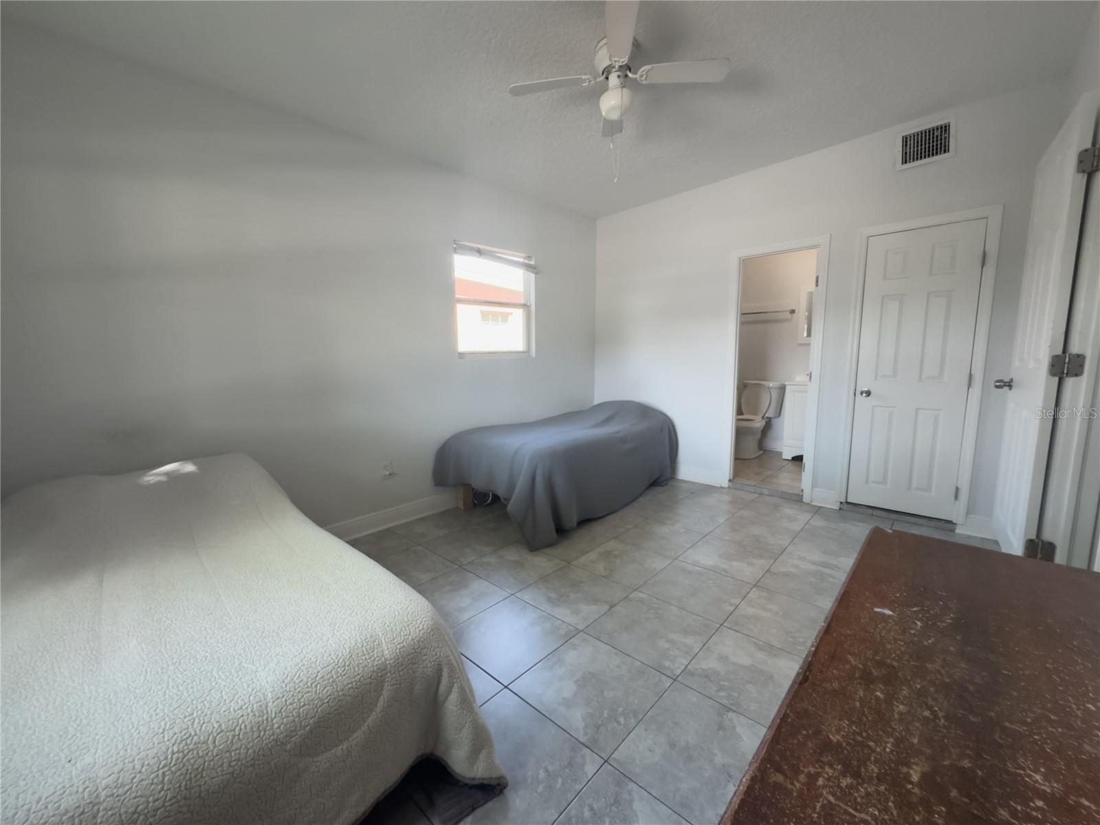 901 S SOLANDRA DR, ORLANDO, FL, 32807