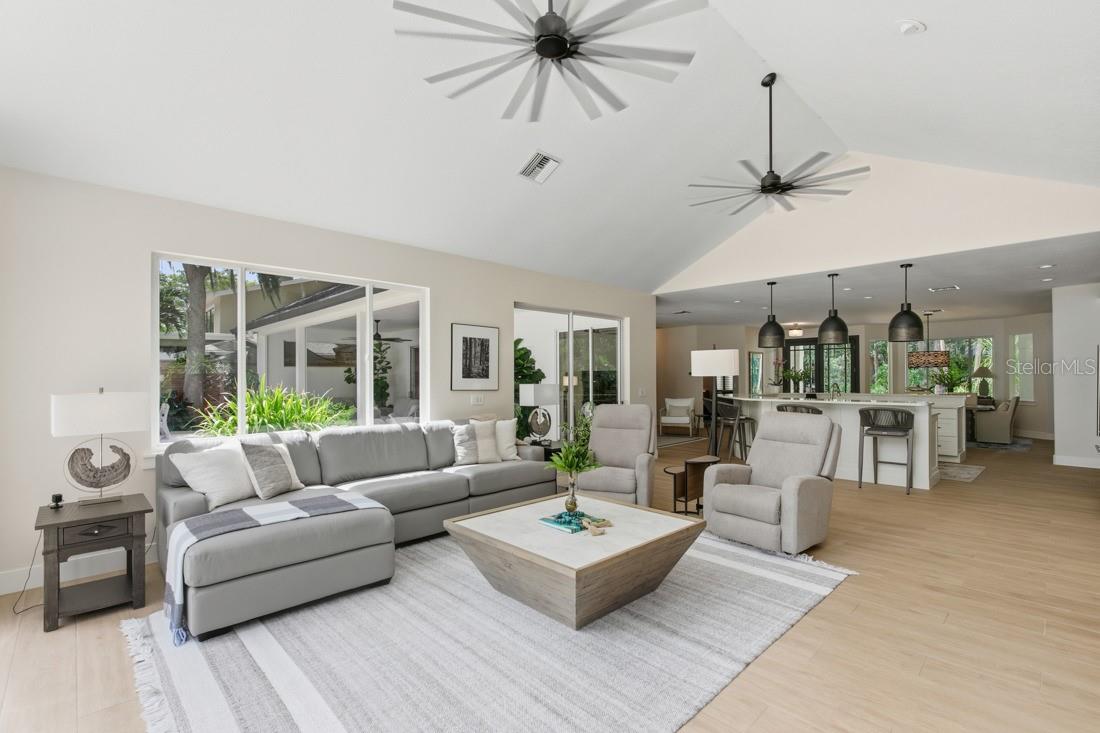 4733 CHULUOTA RD, ORLANDO, FL, 32820