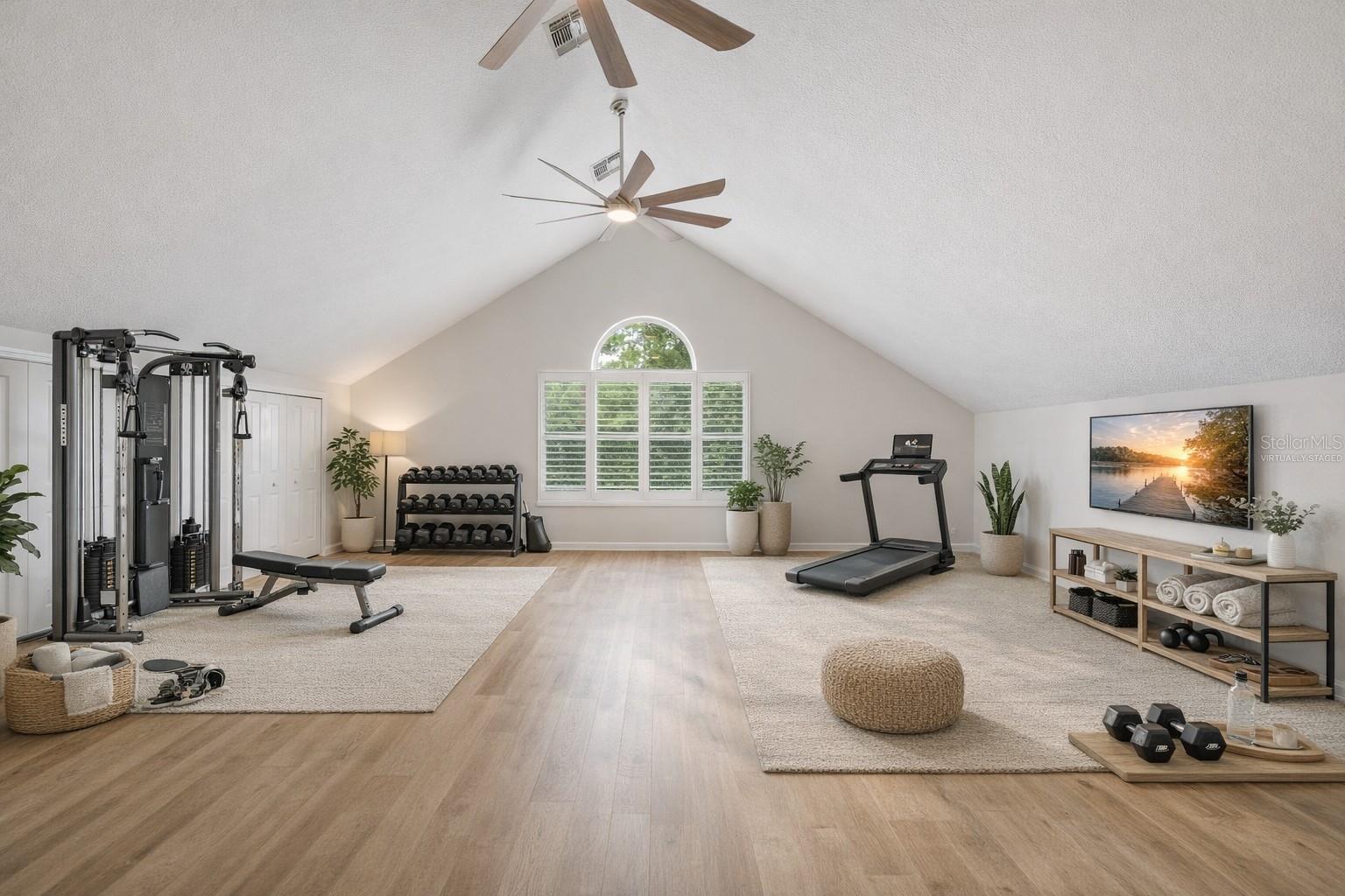 O6348789 Property Photo