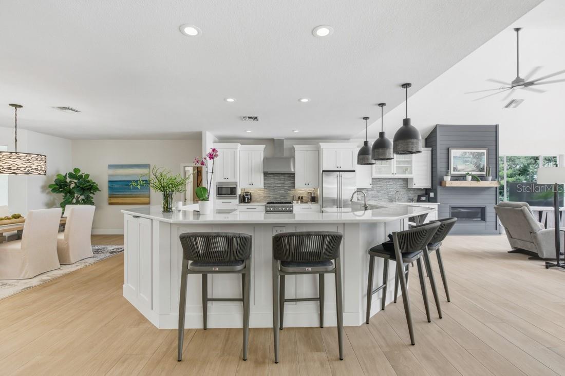 4733 CHULUOTA RD, ORLANDO, FL, 32820