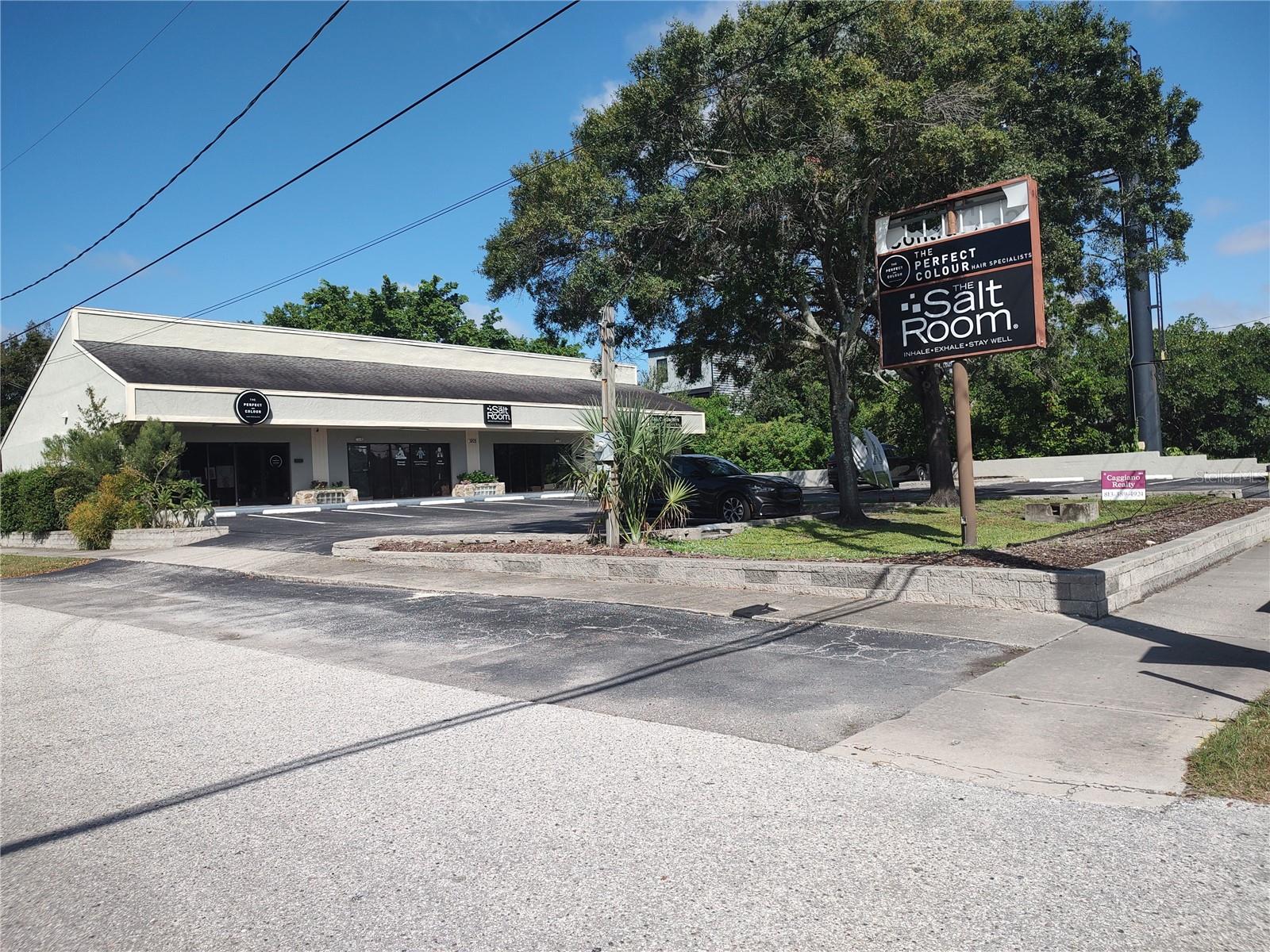3805 WEST SHORE, TAMPA, FL, 33611