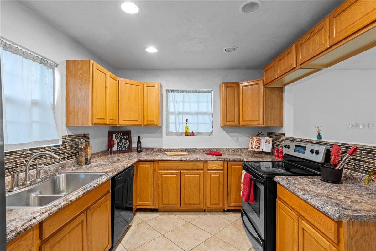 115 NE 48TH ST, GAINESVILLE, FL, 32641