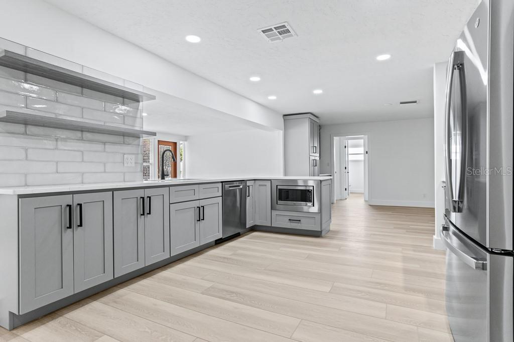 1200 80TH ST S, ST PETERSBURG, FL, 33707