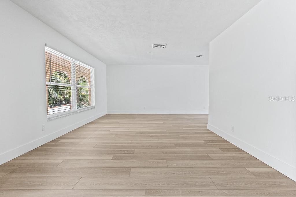 1200 80TH ST S, ST PETERSBURG, FL, 33707