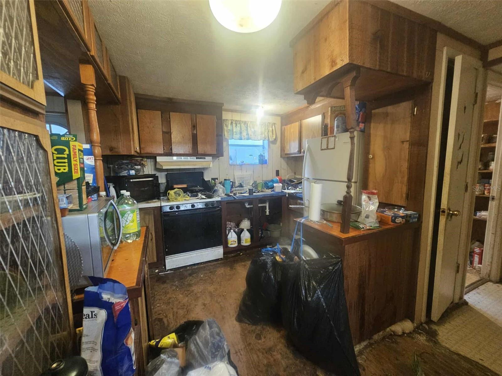 OM710636 Property Photo