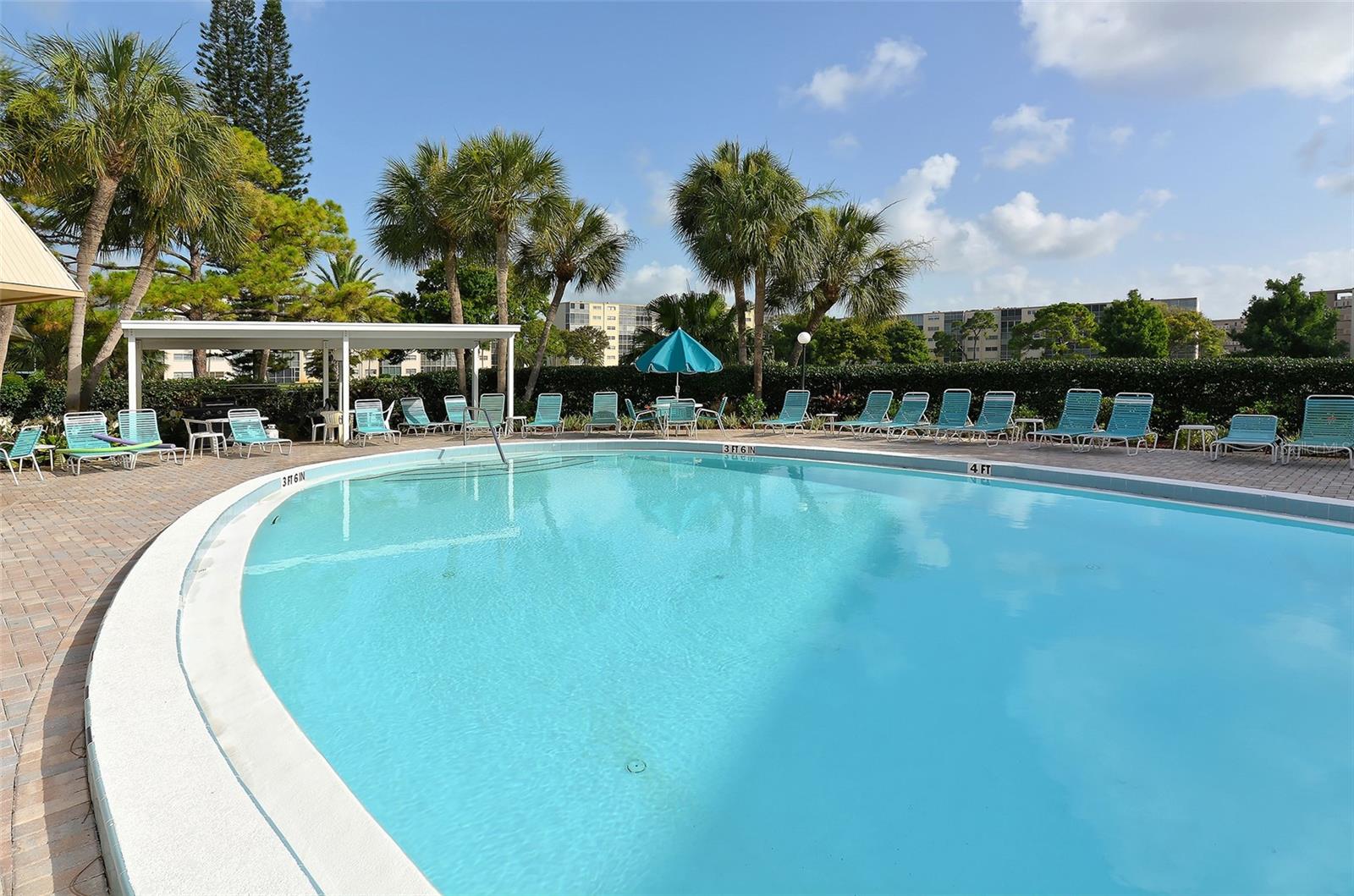 A4667004 Property Photo