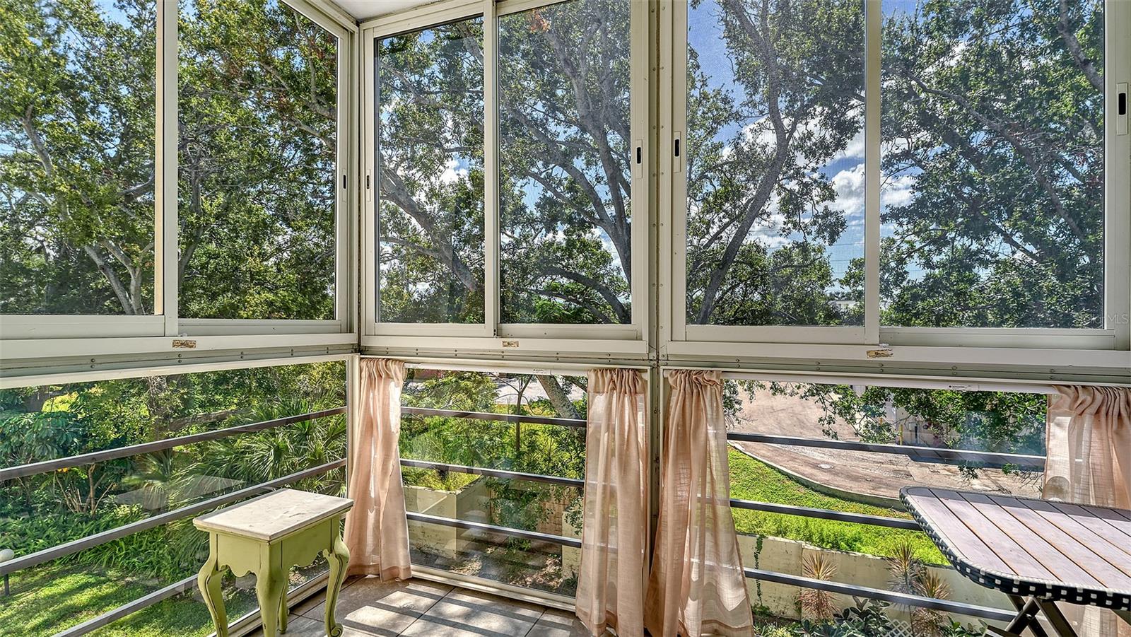 A4667004 Property Photo