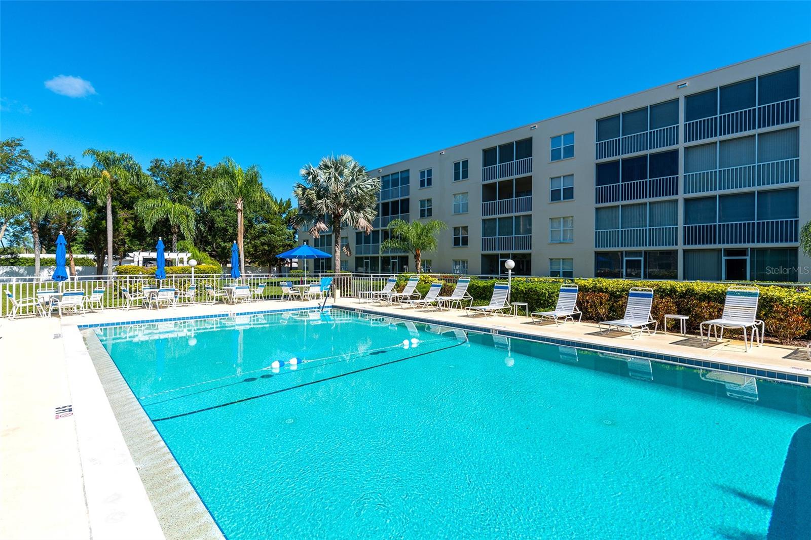 A4667004 Property Photo