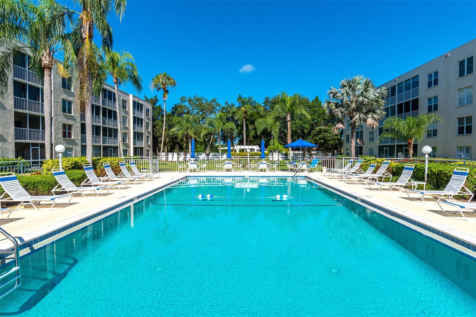 A4667004 Property Photo