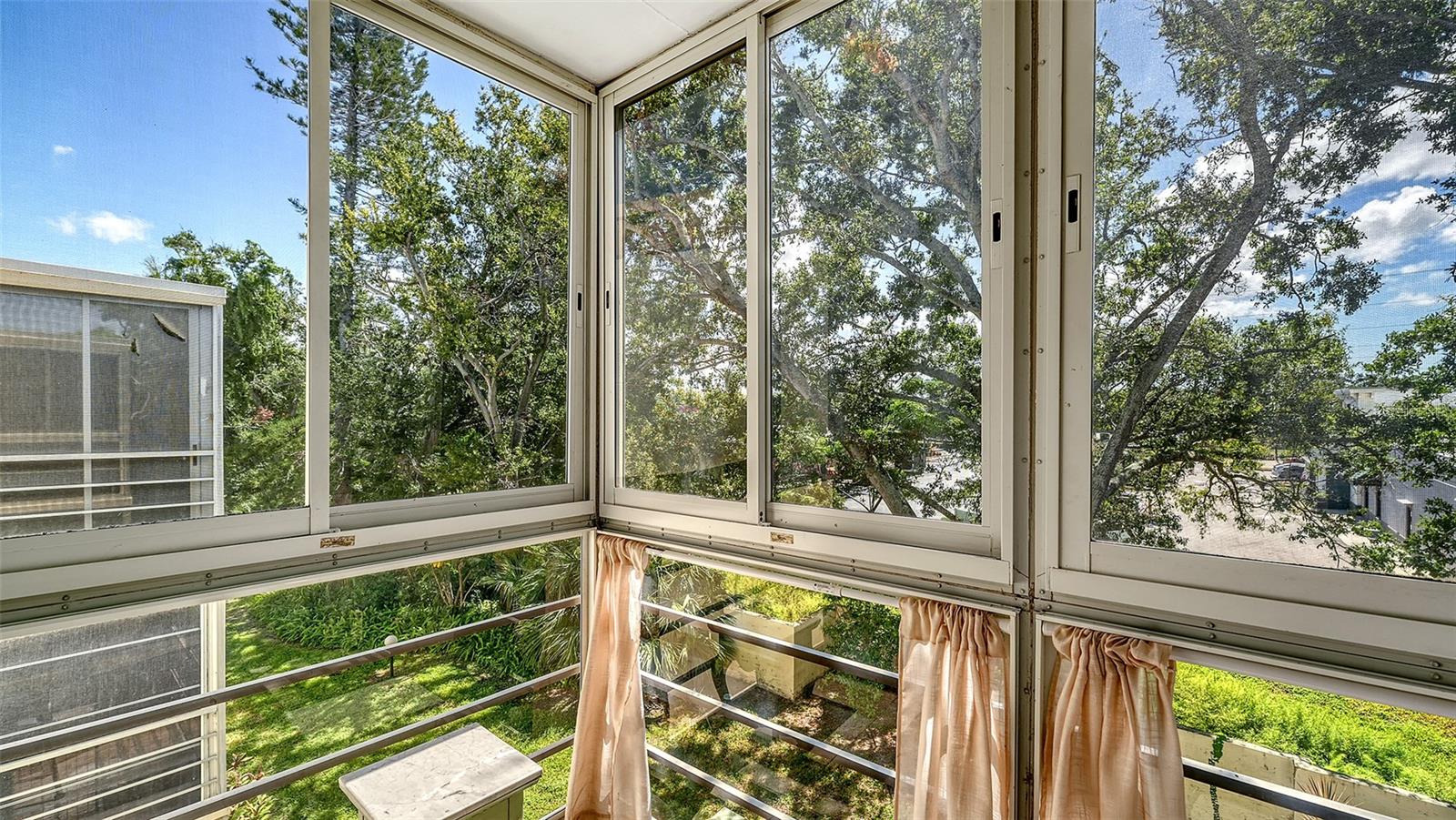 A4667004 Property Photo