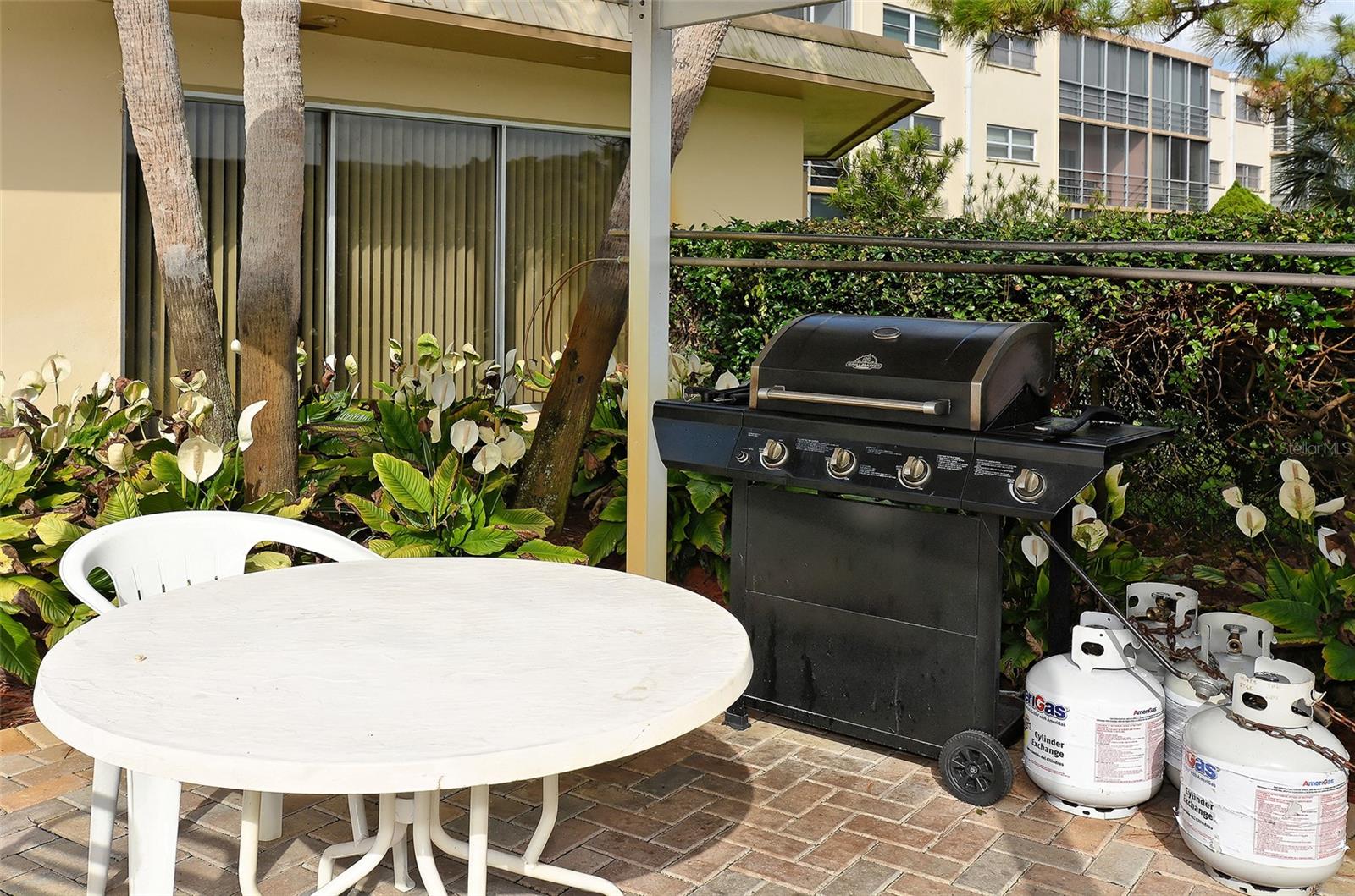 A4667004 Property Photo