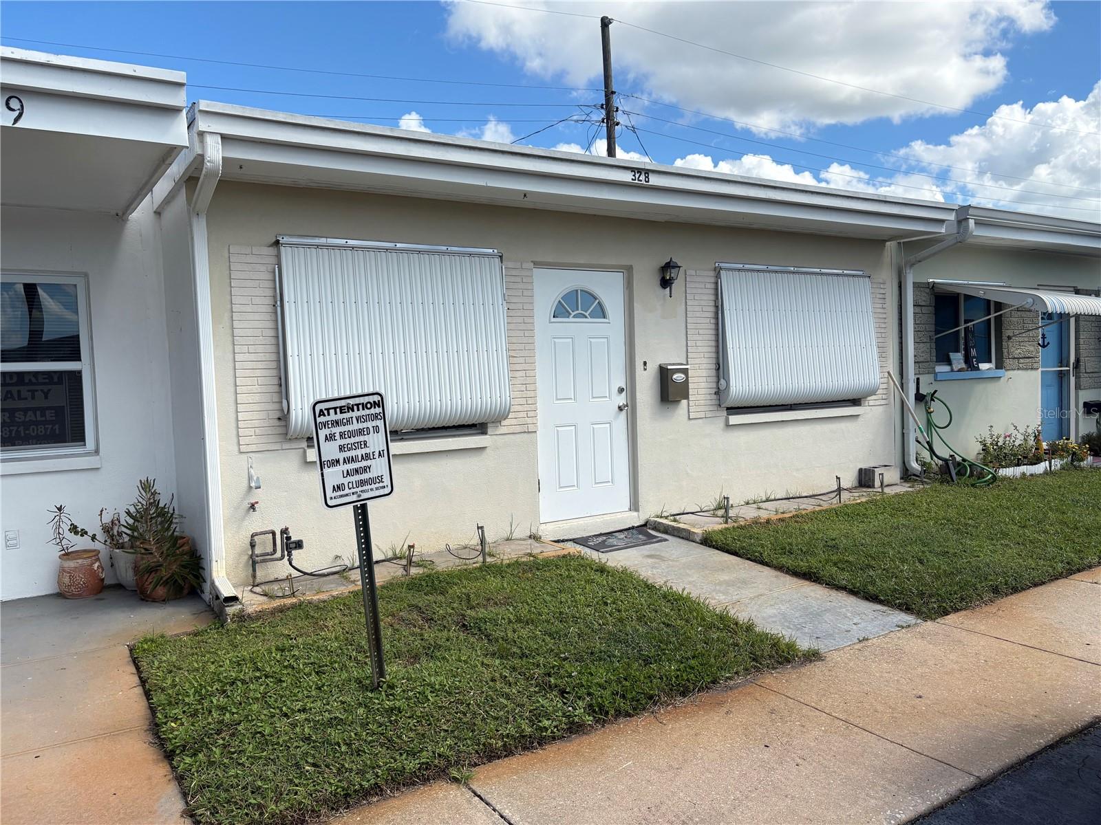 TB8433505 Property Photo