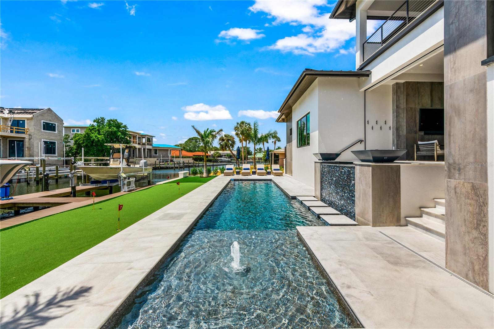 A4667008 Property Photo