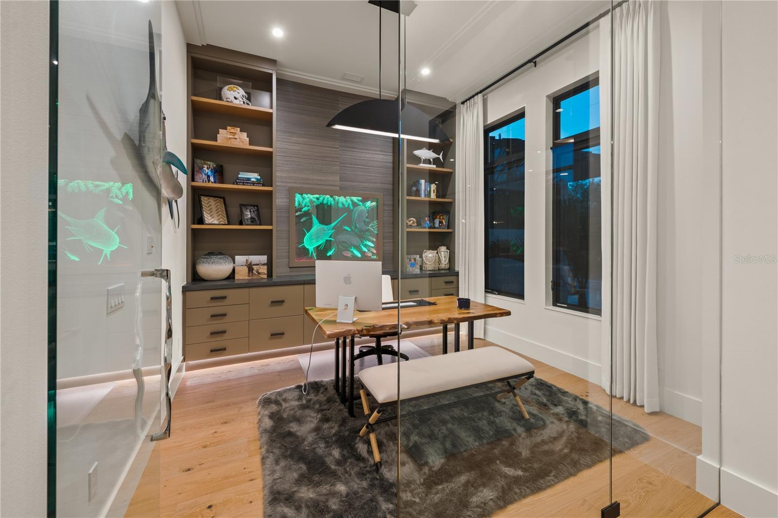 A4667008 Property Photo