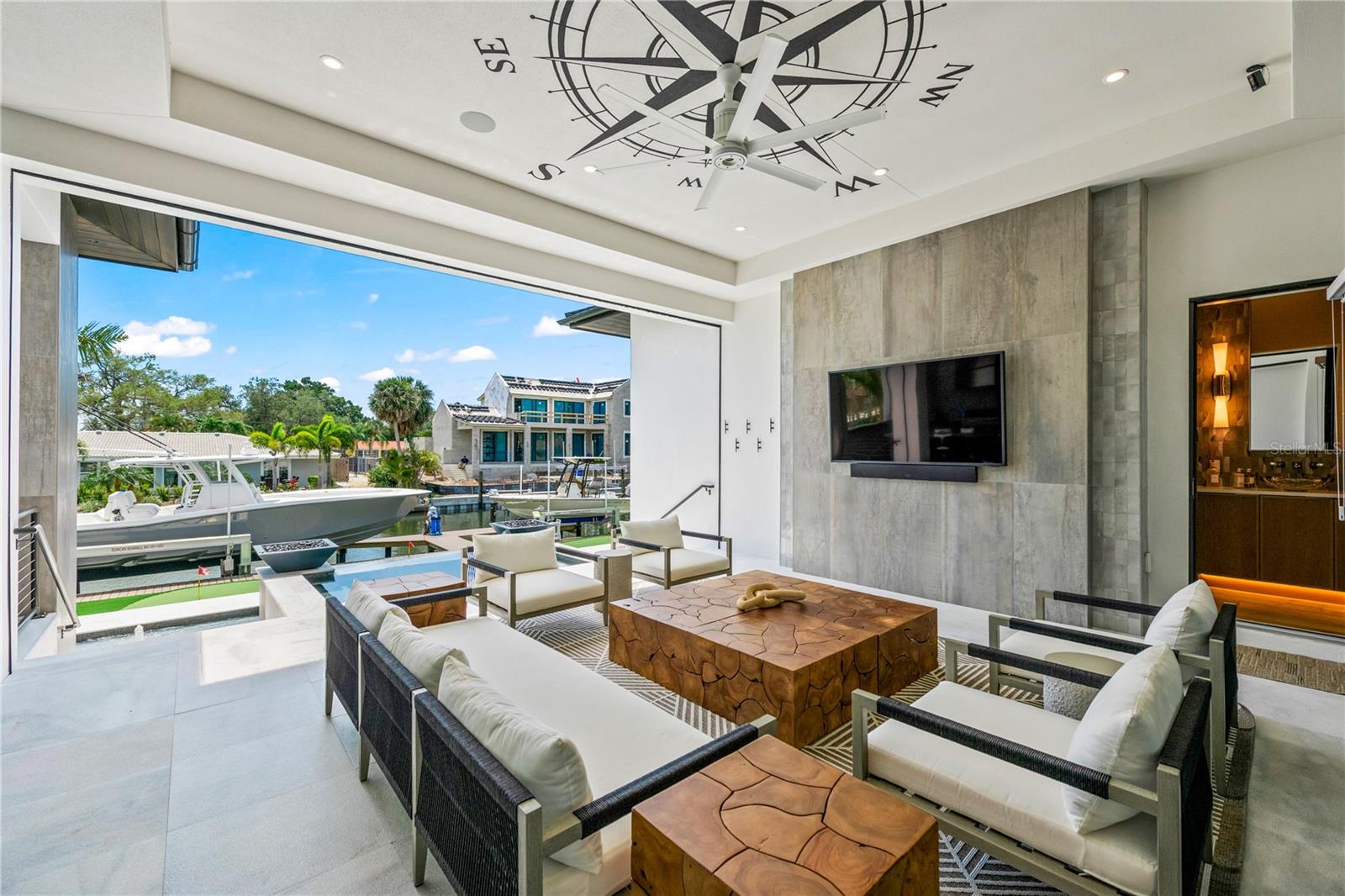 A4667008 Property Photo