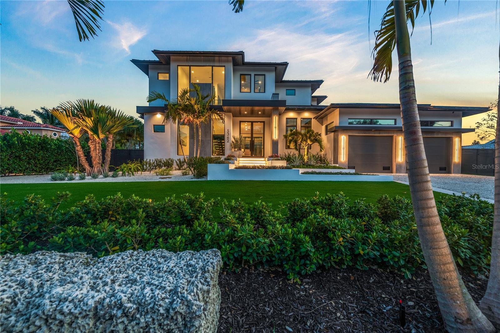 A4667008 Property Photo