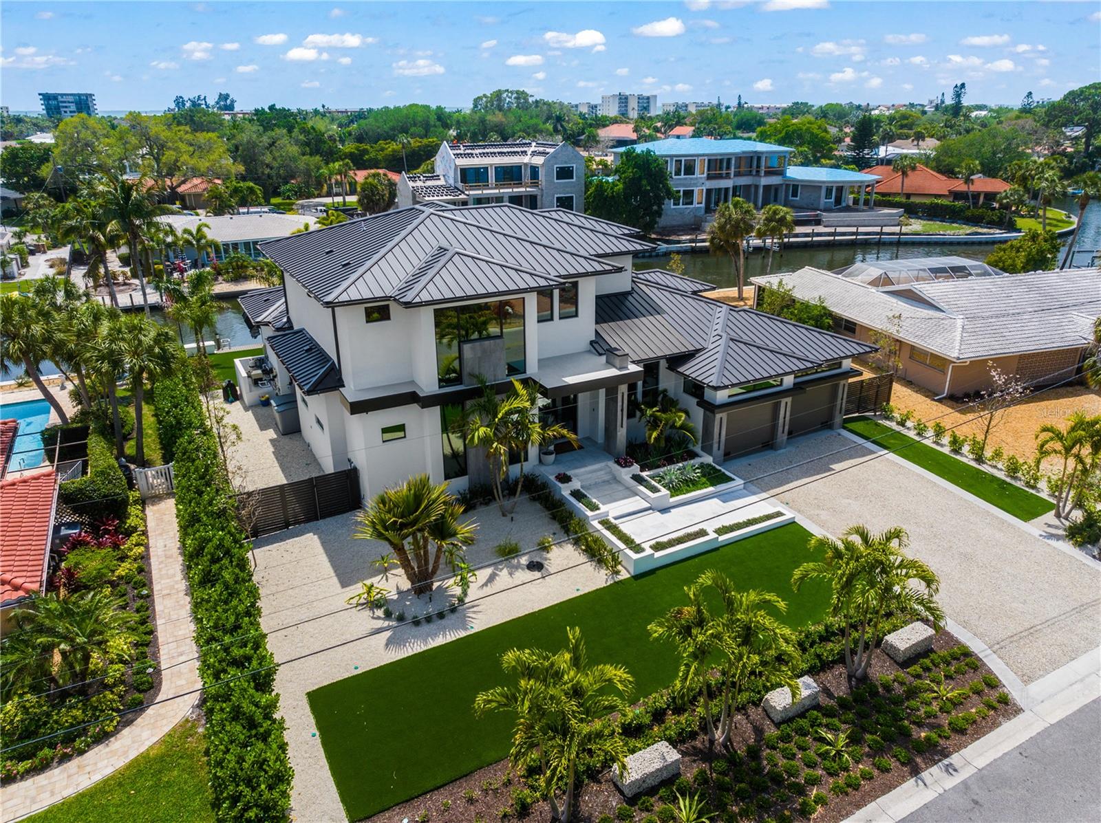 A4667008 Property Photo