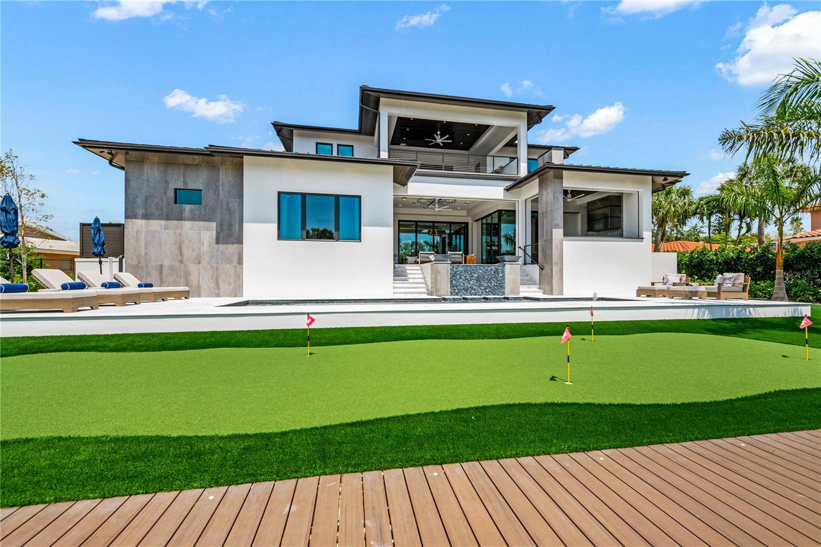 A4667008 Property Photo