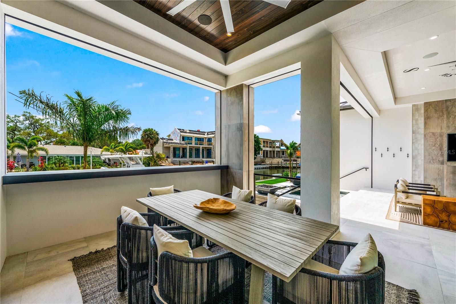 A4667008 Property Photo