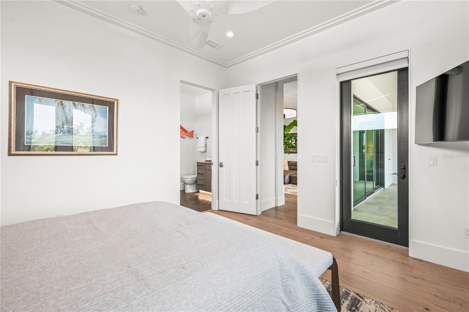 A4667008 Property Photo