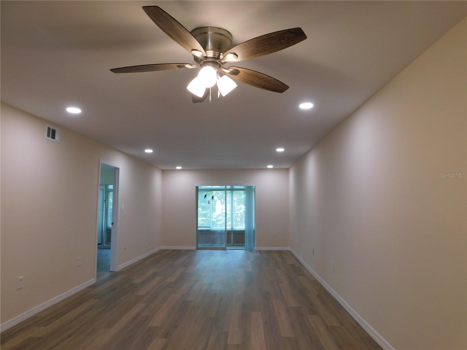 A4667013 Property Photo