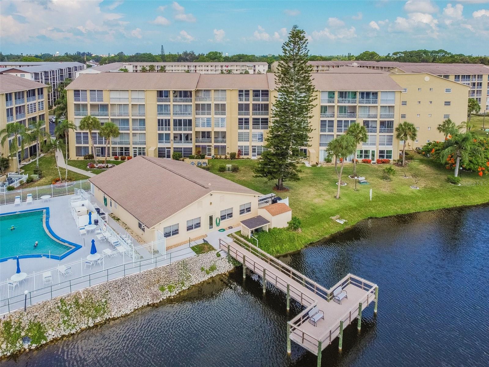 A4667013 Property Photo