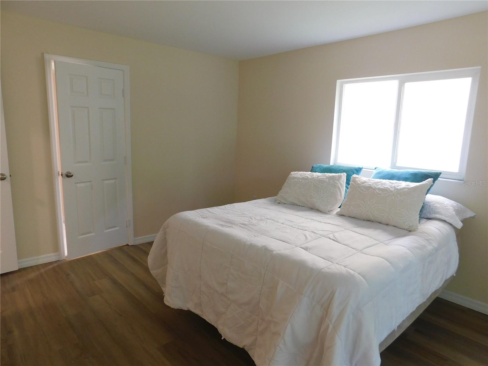 A4667013 Property Photo