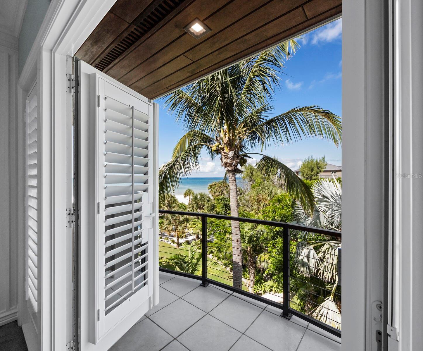 A4667015 Property Photo