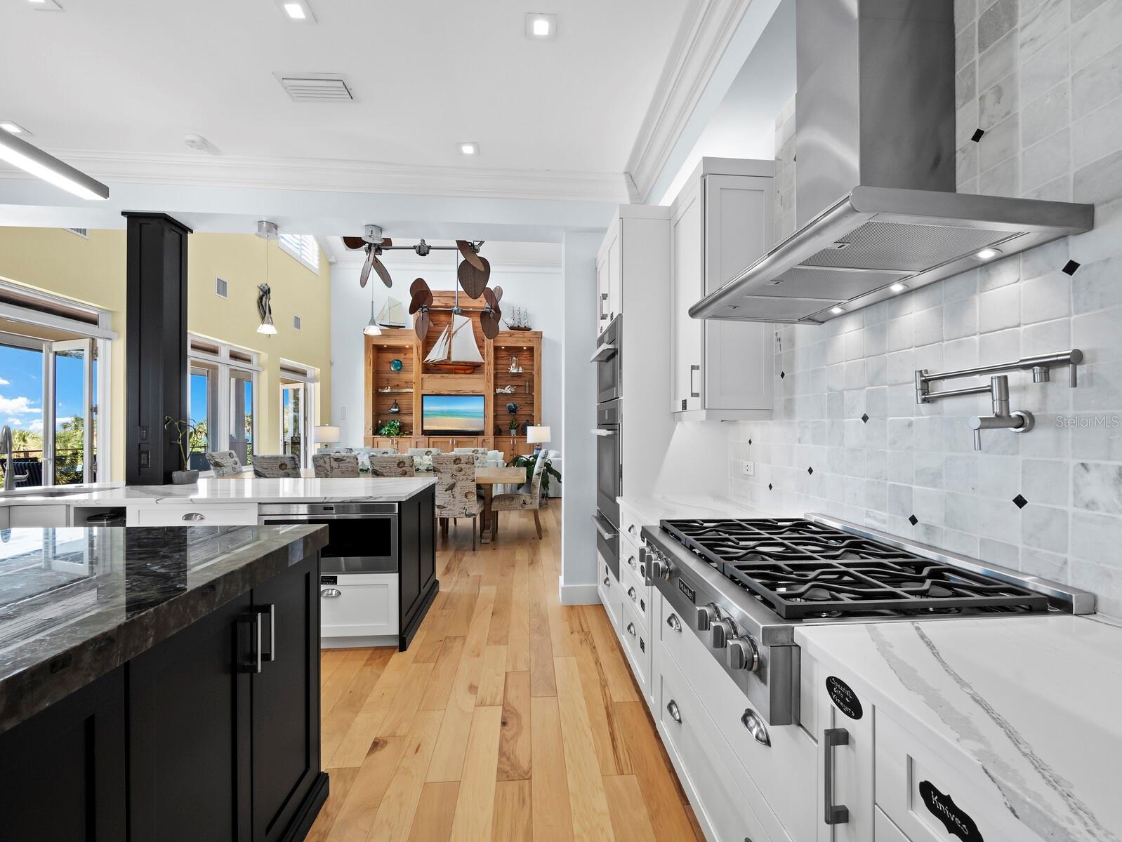 A4667015 Property Photo