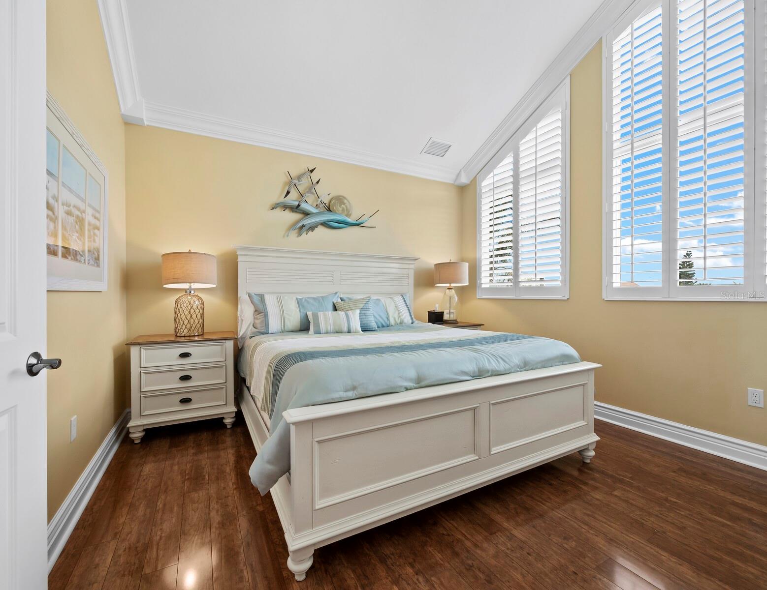 A4667015 Property Photo