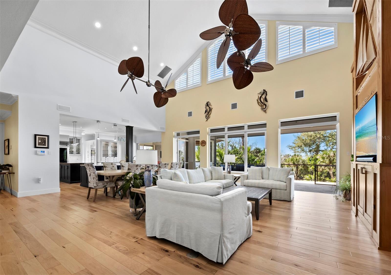 A4667015 Property Photo