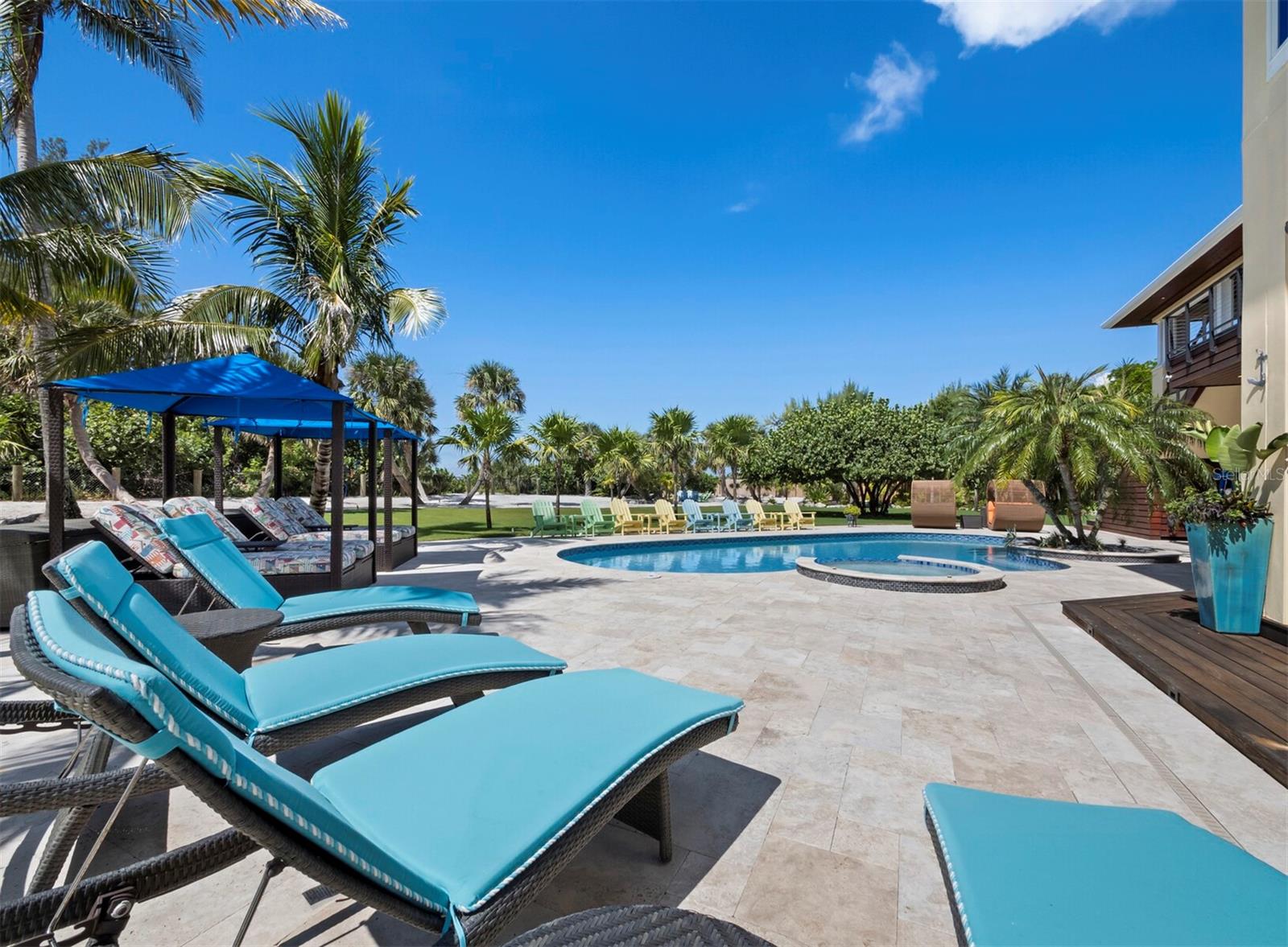 A4667015 Property Photo