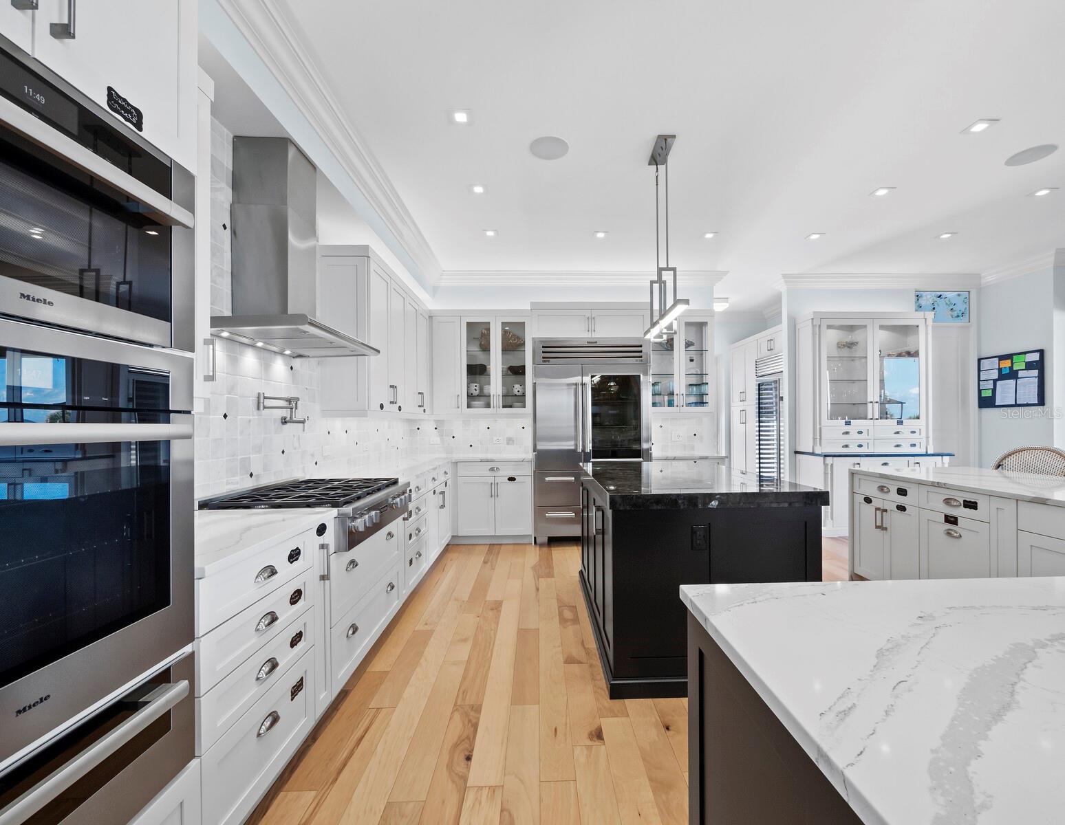 A4667015 Property Photo