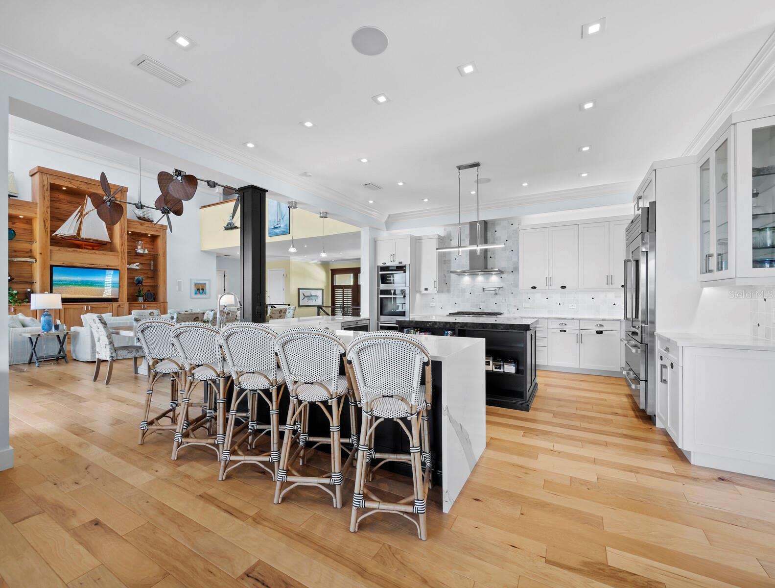 A4667015 Property Photo