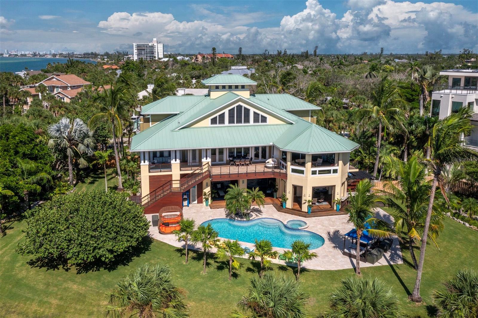 A4667015 Property Photo