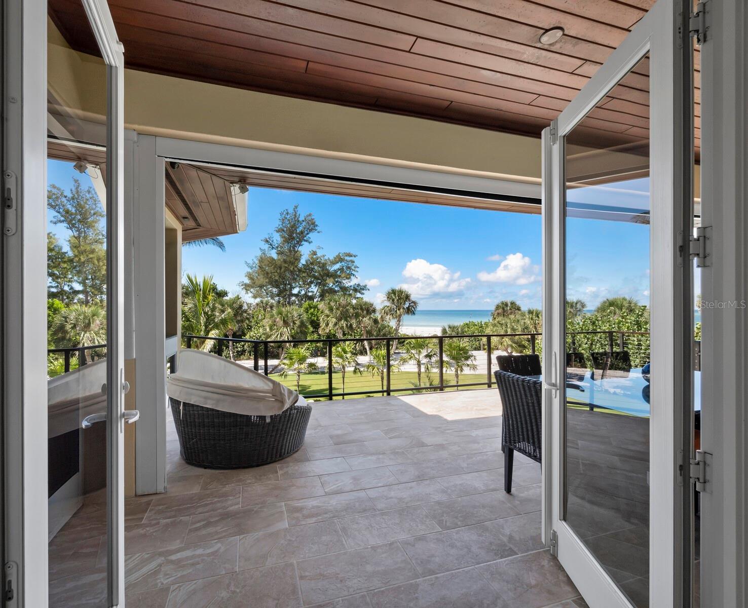 A4667015 Property Photo