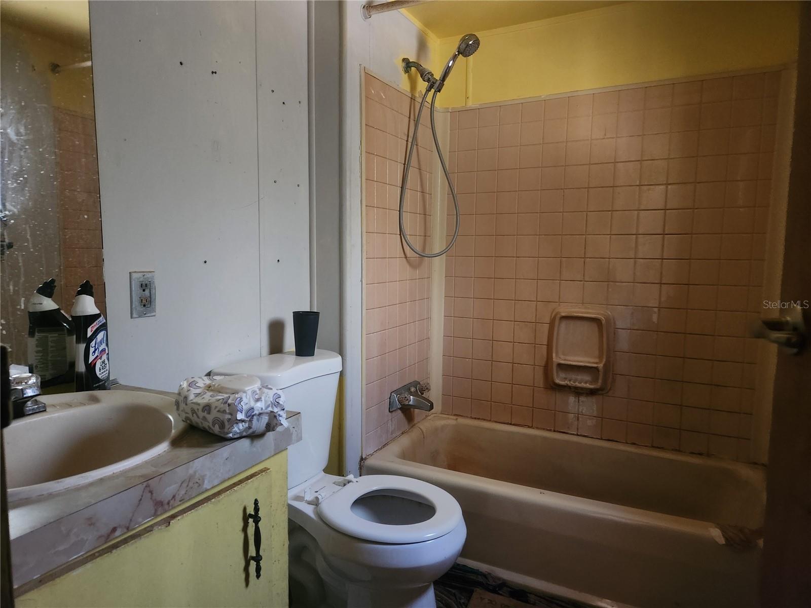 OM710654 Property Photo