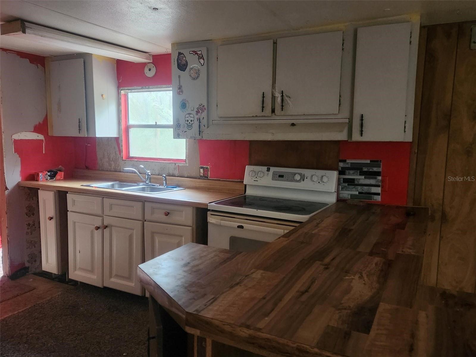 OM710654 Property Photo