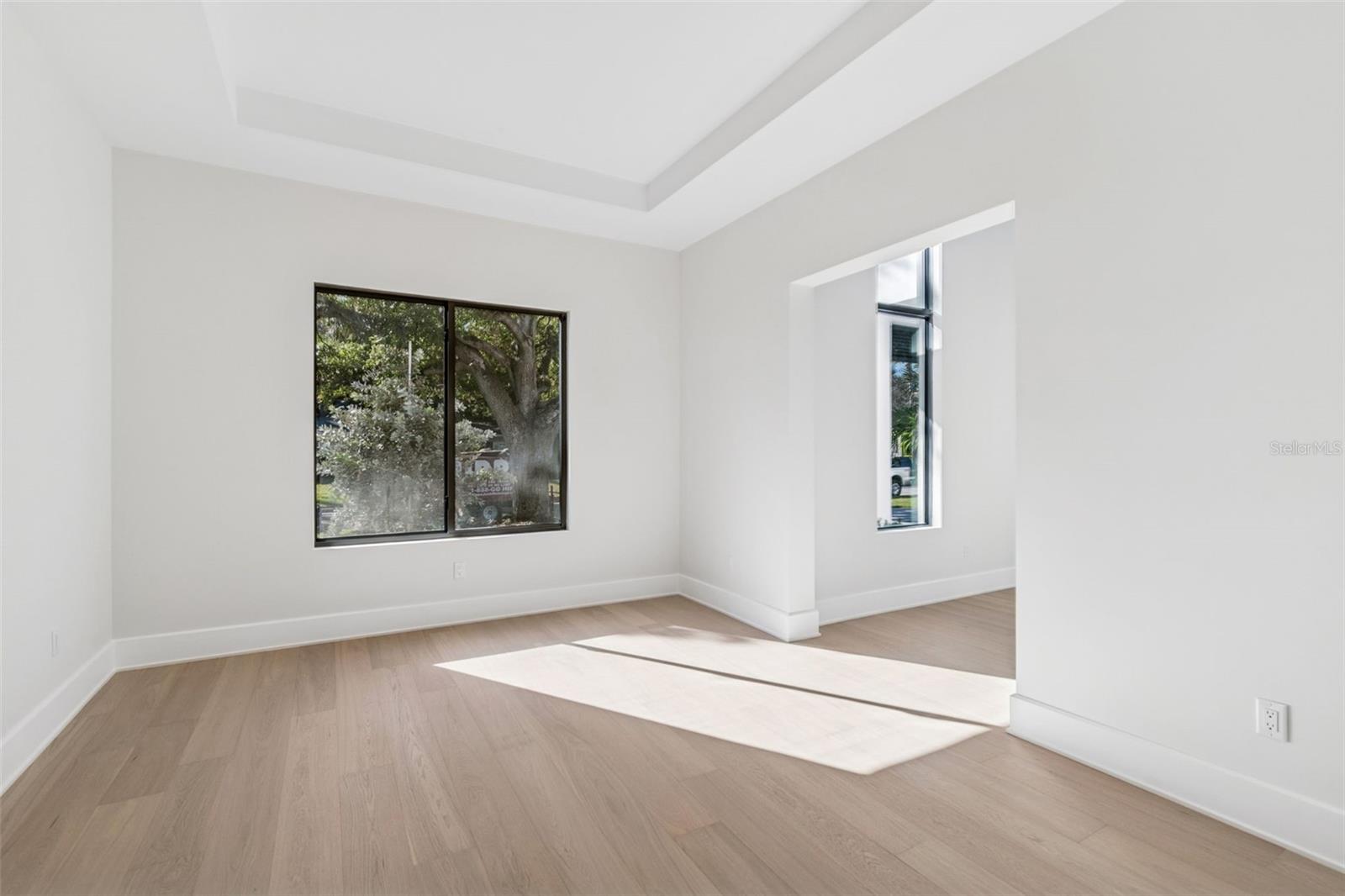 TB8433572 Property Photo