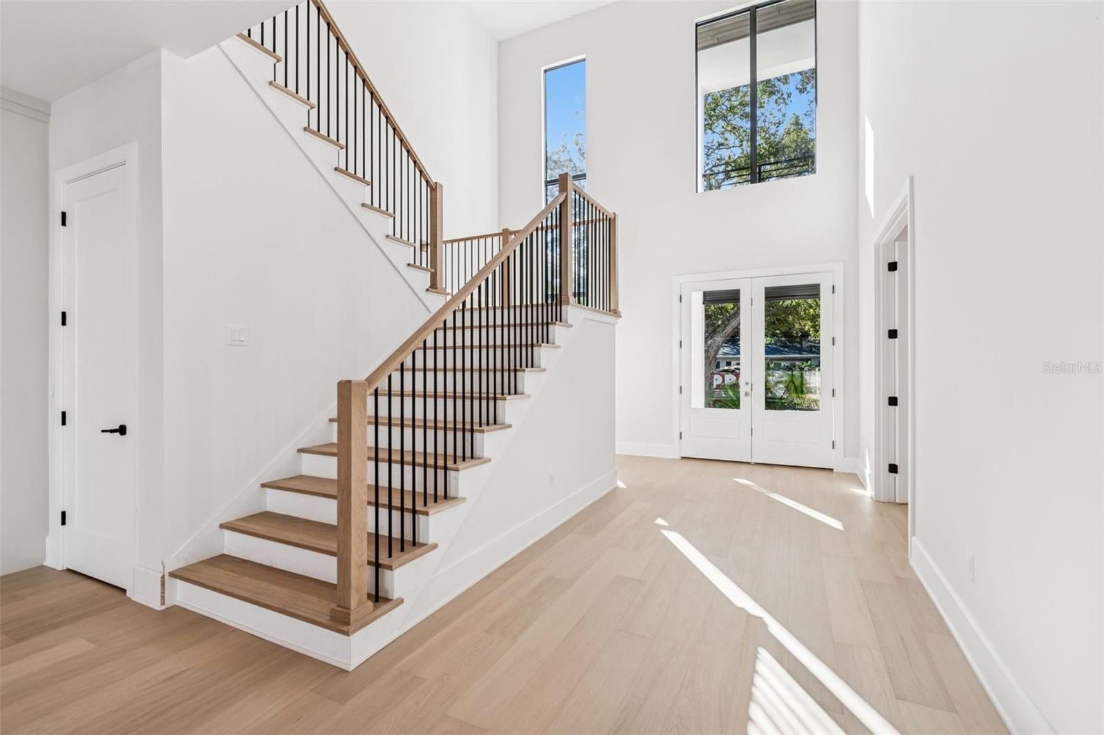 TB8433572 Property Photo