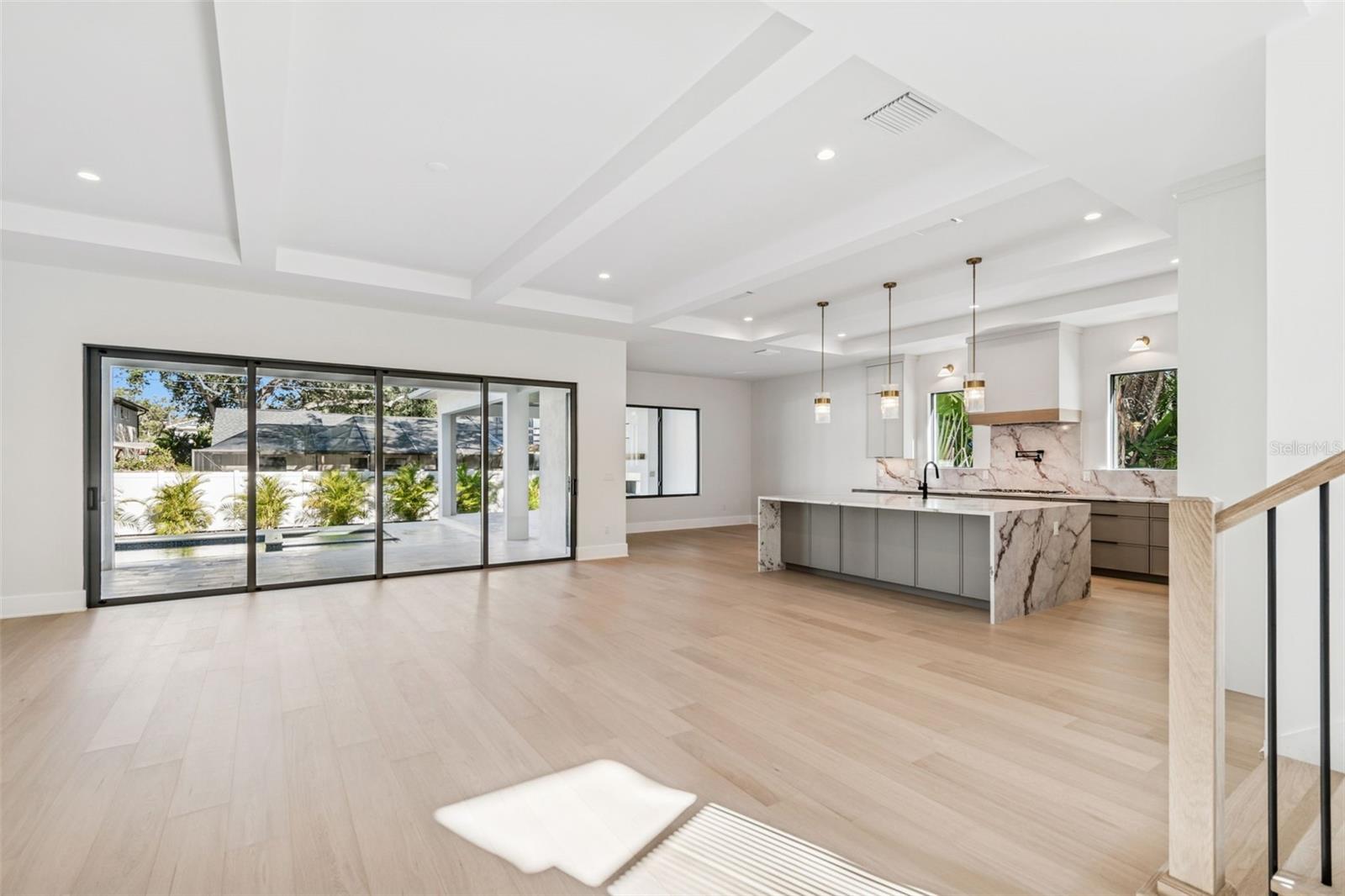 TB8433572 Property Photo