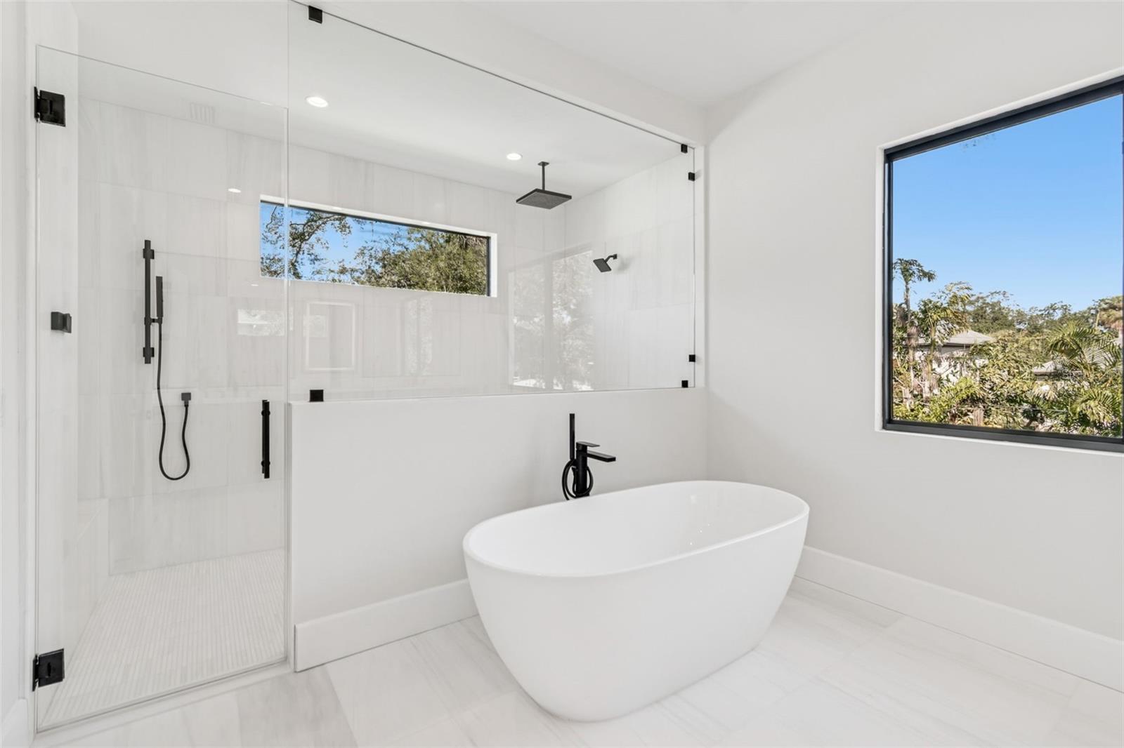 TB8433572 Property Photo