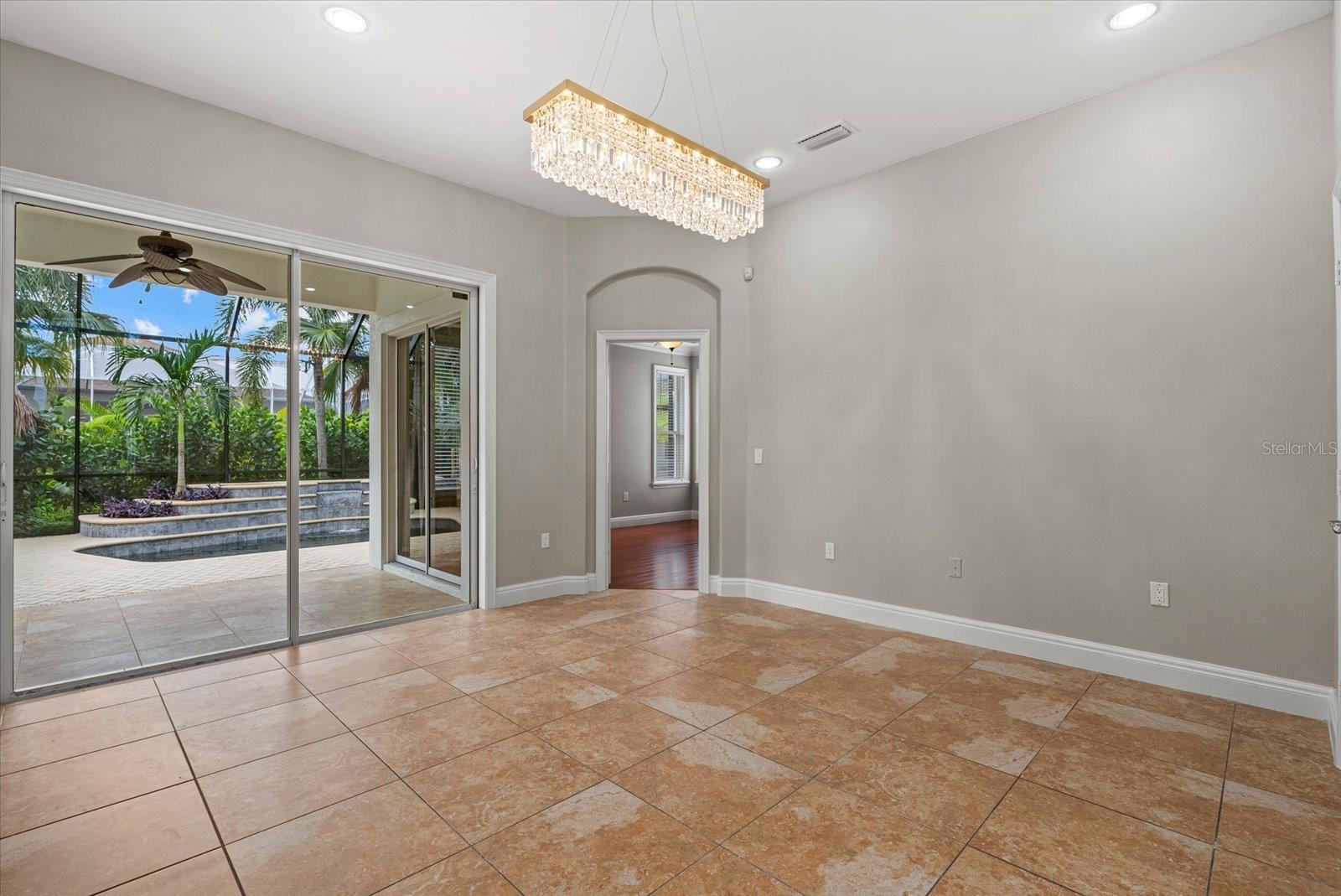 11516 SWEETFLAG DR, LAKEWOOD RANCH, FL, 34202