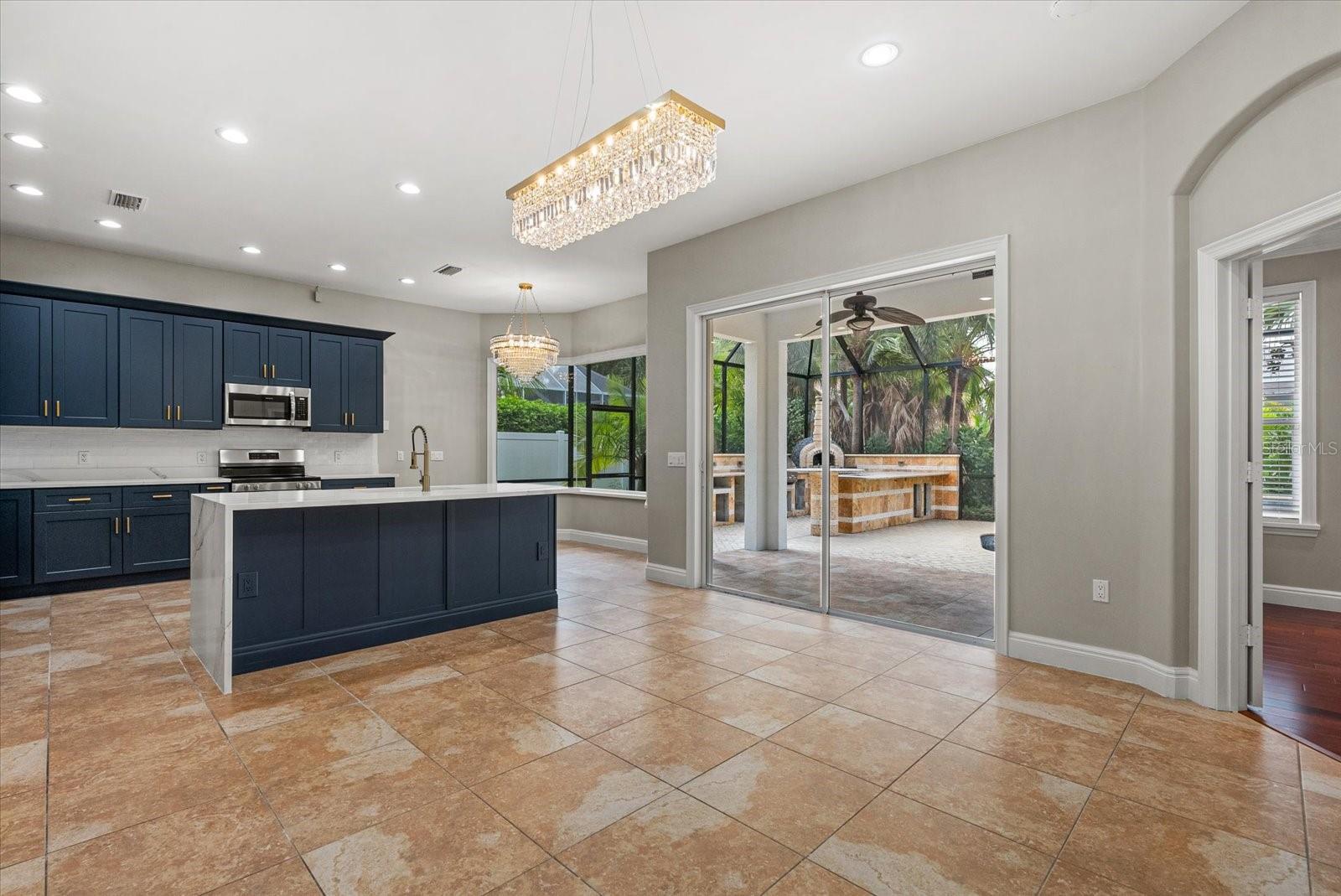 11516 SWEETFLAG DR, LAKEWOOD RANCH, FL, 34202