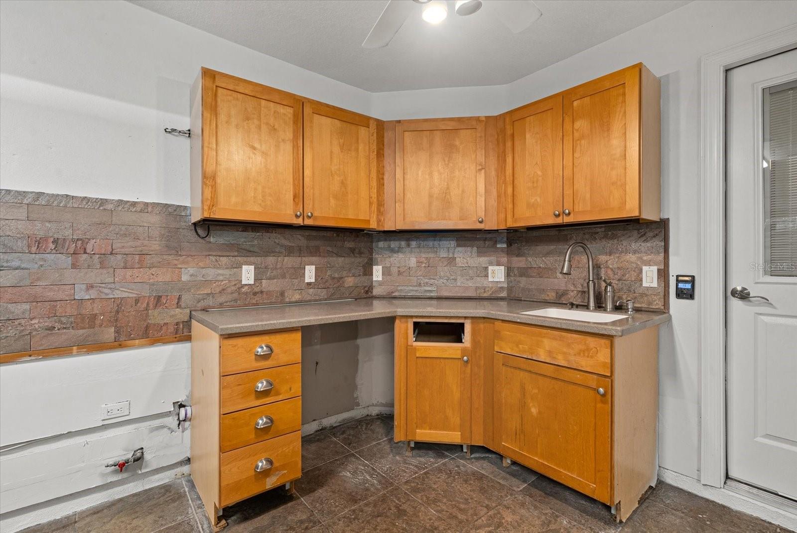 11516 SWEETFLAG DR, LAKEWOOD RANCH, FL, 34202