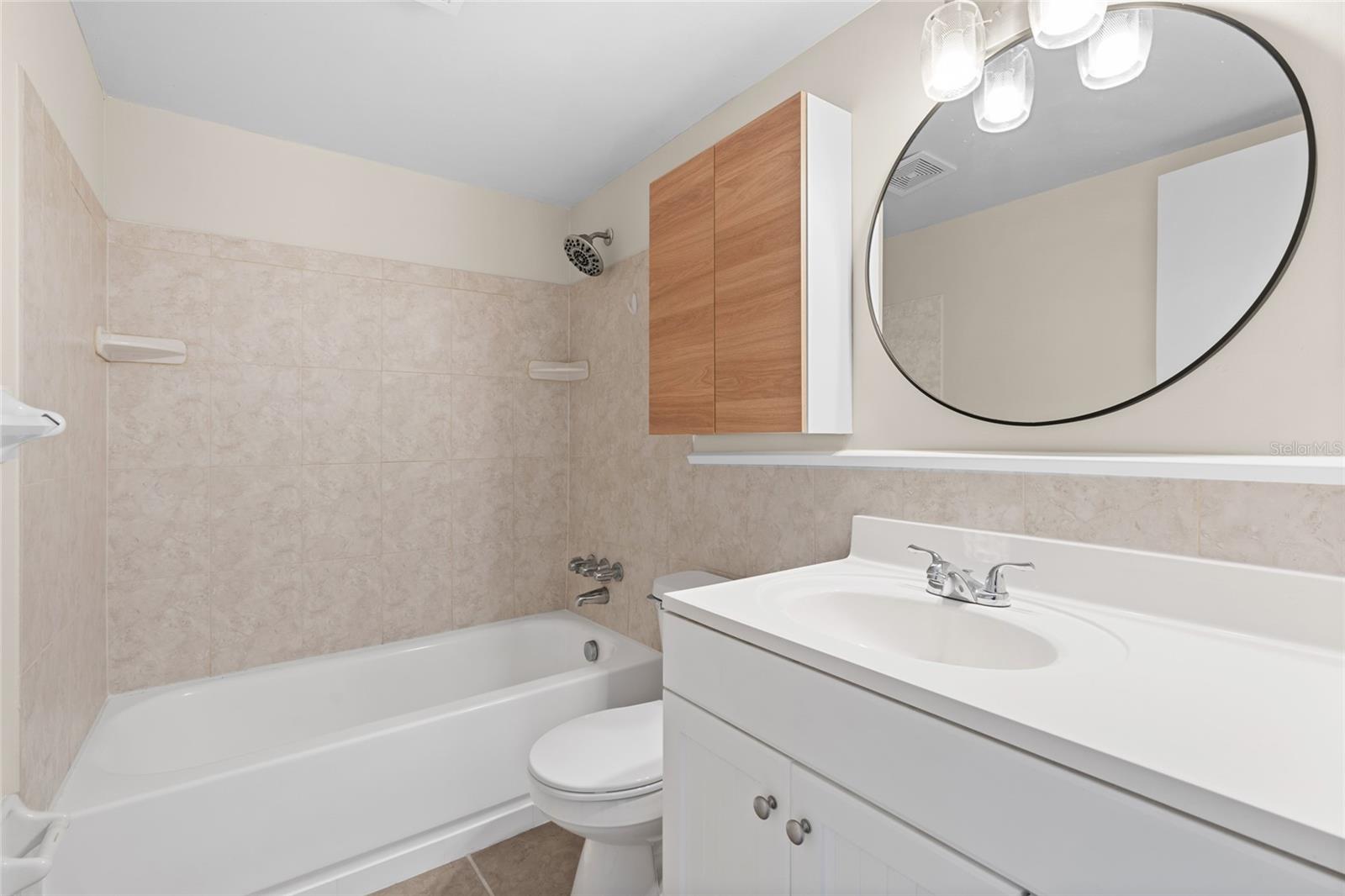 TB8433600 Property Photo