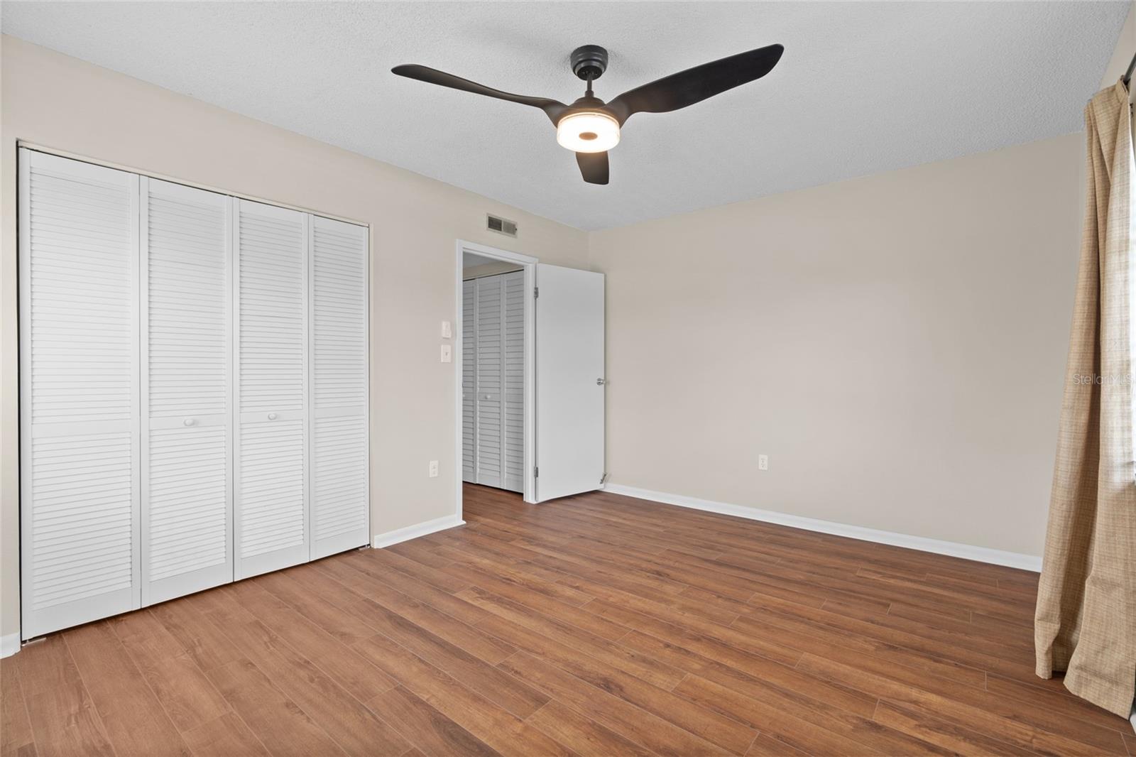 TB8433600 Property Photo