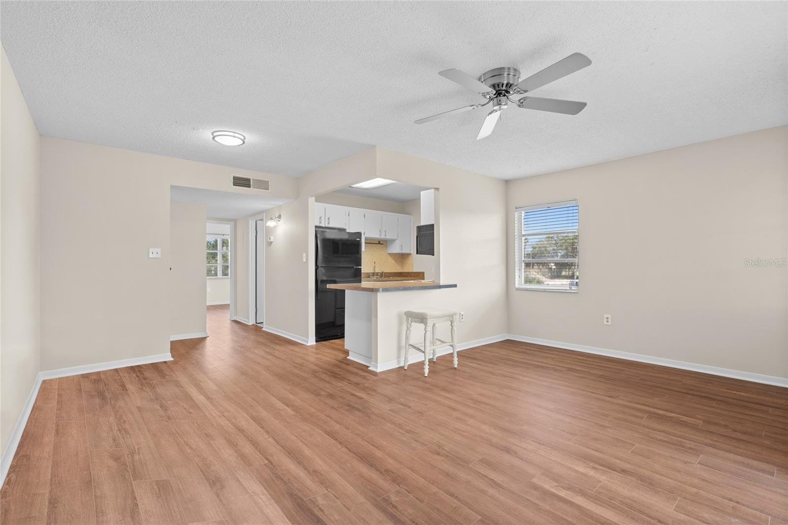 TB8433600 Property Photo