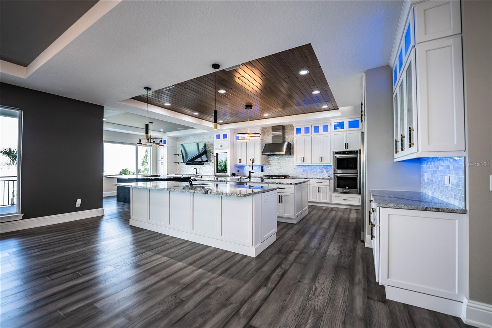 L4956297 Property Photo