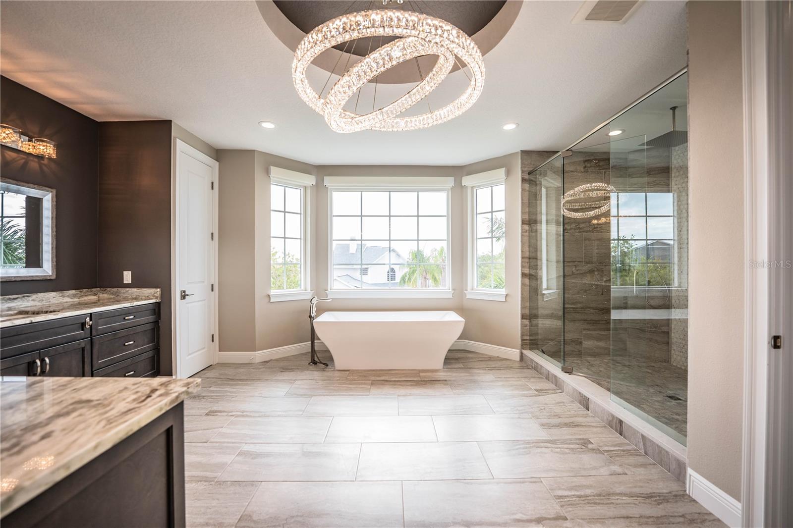 L4956297 Property Photo